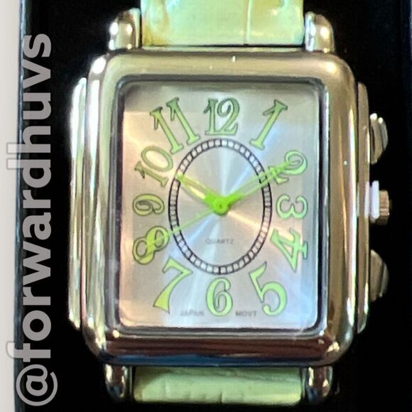 Bundle Sale 3 for $15 | Avon Pretty Green Pastel Strap Watch New In Box - Picture 4 of 11